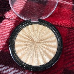 Ofra Rodeo Drive highlight